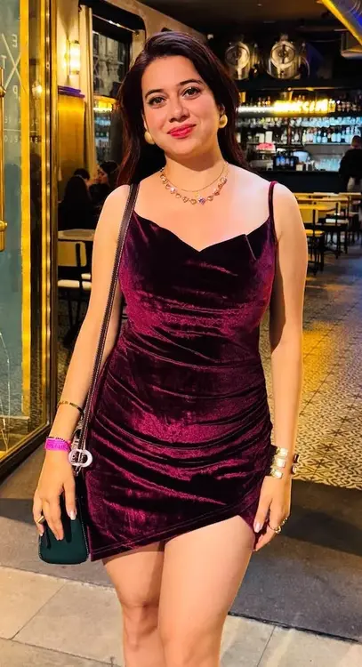 Sofia Open minded call girl in Gangtok for energetic companionship